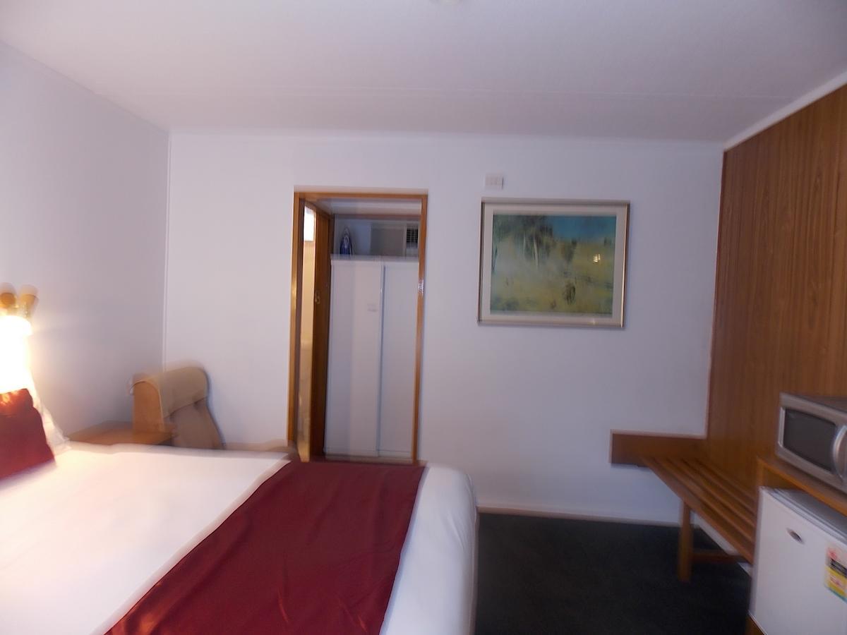 Heywood Motor Inn Ruang foto