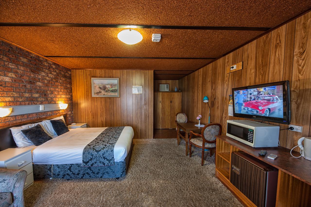 Heywood Motor Inn Bagian luar foto